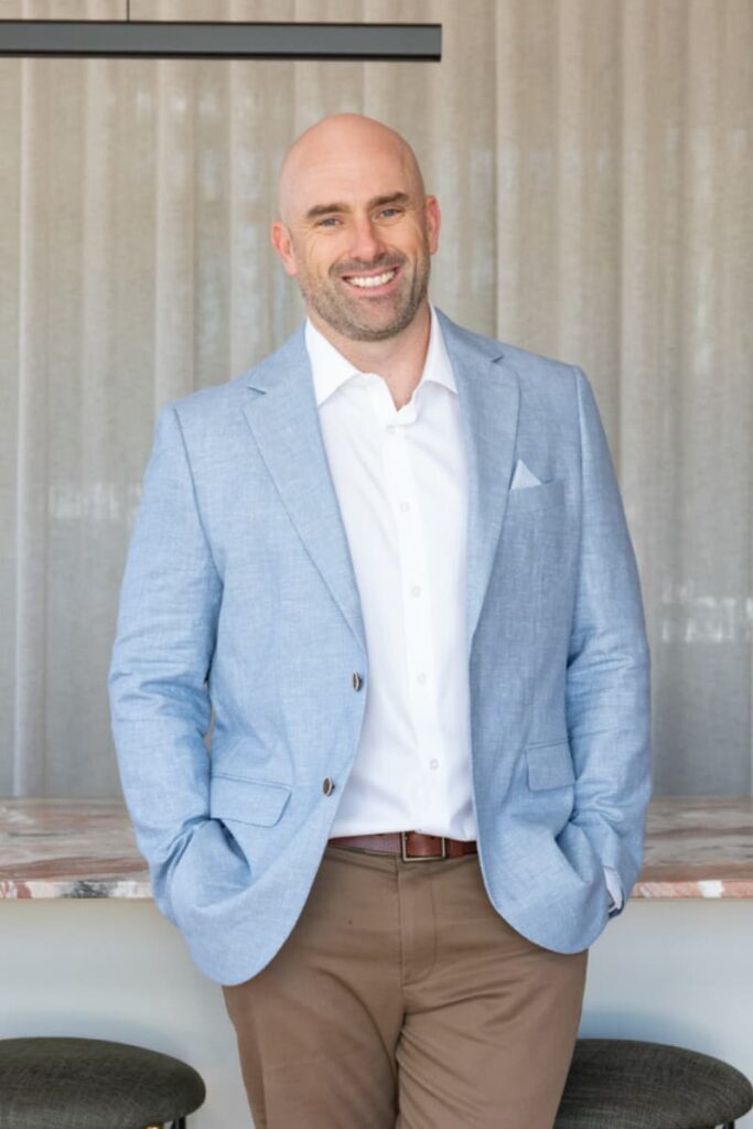 Photo of Chris Lawson